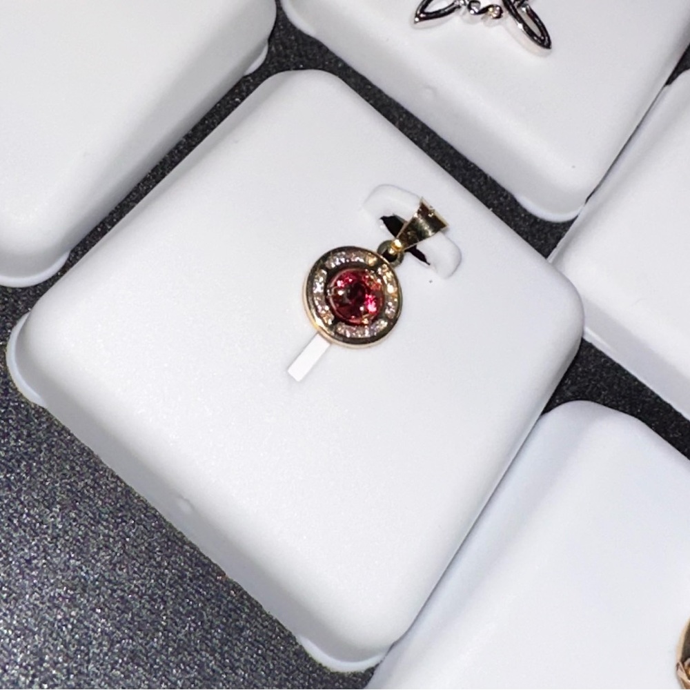 CZ stone 10k solid gold pendant